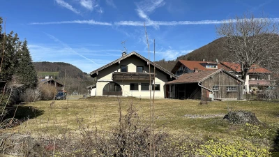 BlickinRichtungNordenDerzeitnochmitAltbestandderabgerissenwird-NeubebauungmiteinemDoppelhaus