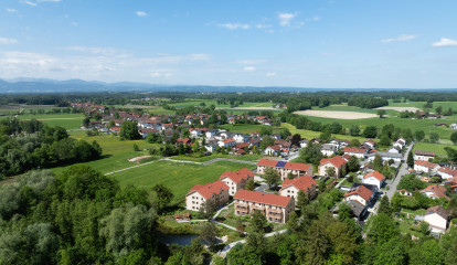 Ü60 Wohnen Großkarolinenfeld, Wohnen am Park Senioren, barrierearme Eigentumswohnung, Seniorenimmobilie Kapitalanlage, VR Immobilien GmbH