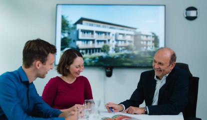 Kundengespräch Klaus Freilinger Immobilienmakler Beratung Hausverkauf Hauskauf