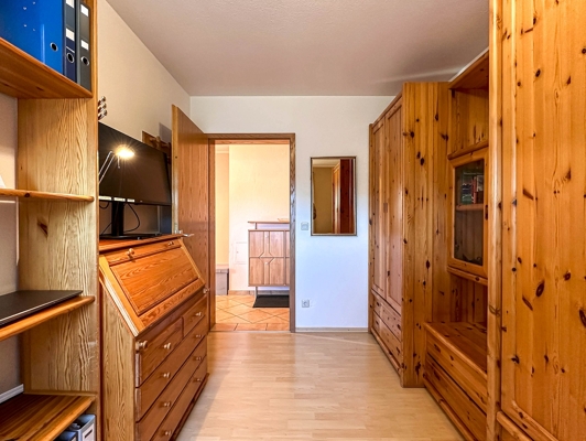 Büro/Kinder-/Gästezimmer