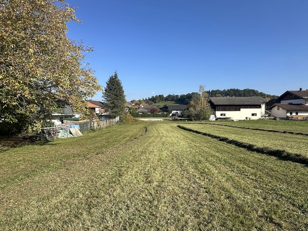 Attraktives Baugrundstück in ruhiger Lage - ideal für Ihr Einfamilienhaus mit Doppelgarage