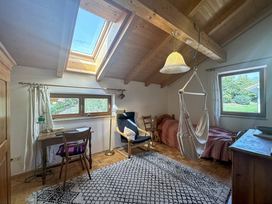 OG: Schlafzimmer 1